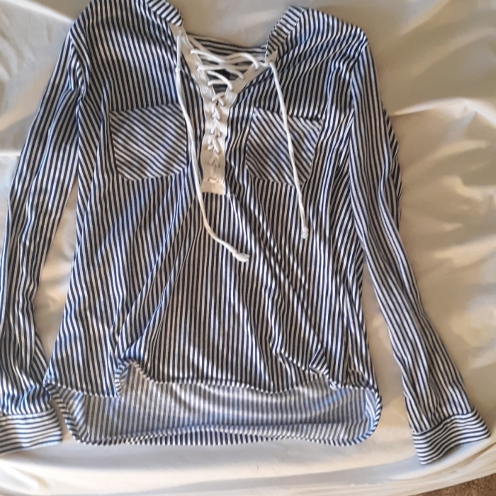 Adorable striped long sleeve shirt